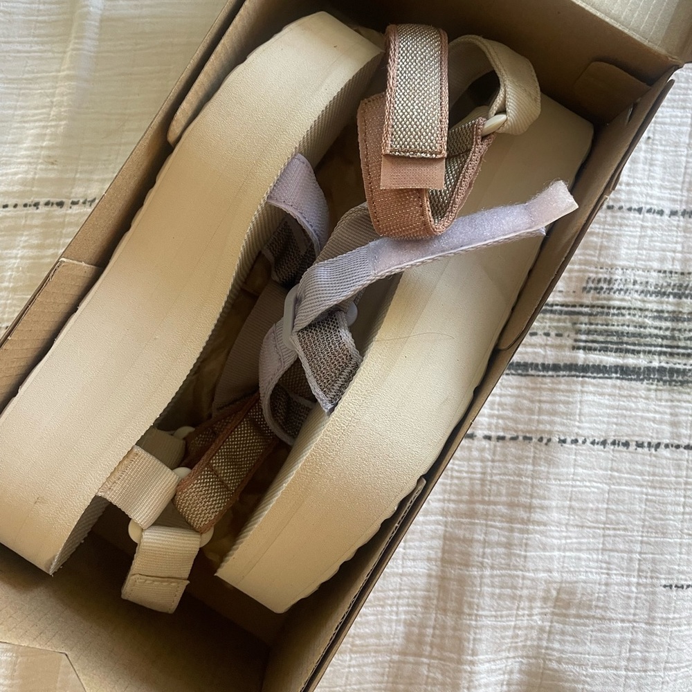 Teva Flatform Universal Karina